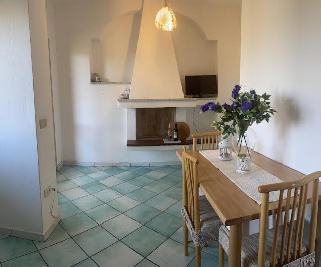 Casa Clelia Villa San Teodoro  Eksteriør billede