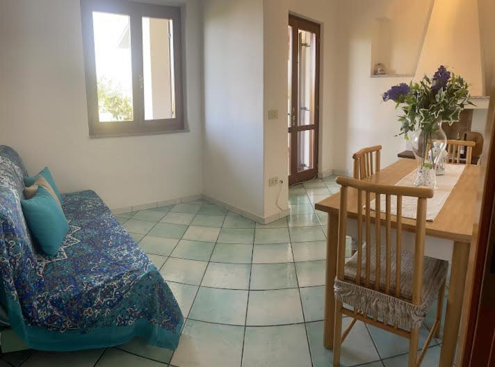 Casa Clelia Villa San Teodoro  Eksteriør billede