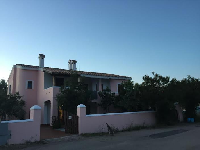 Casa Clelia Villa San Teodoro  Eksteriør billede
